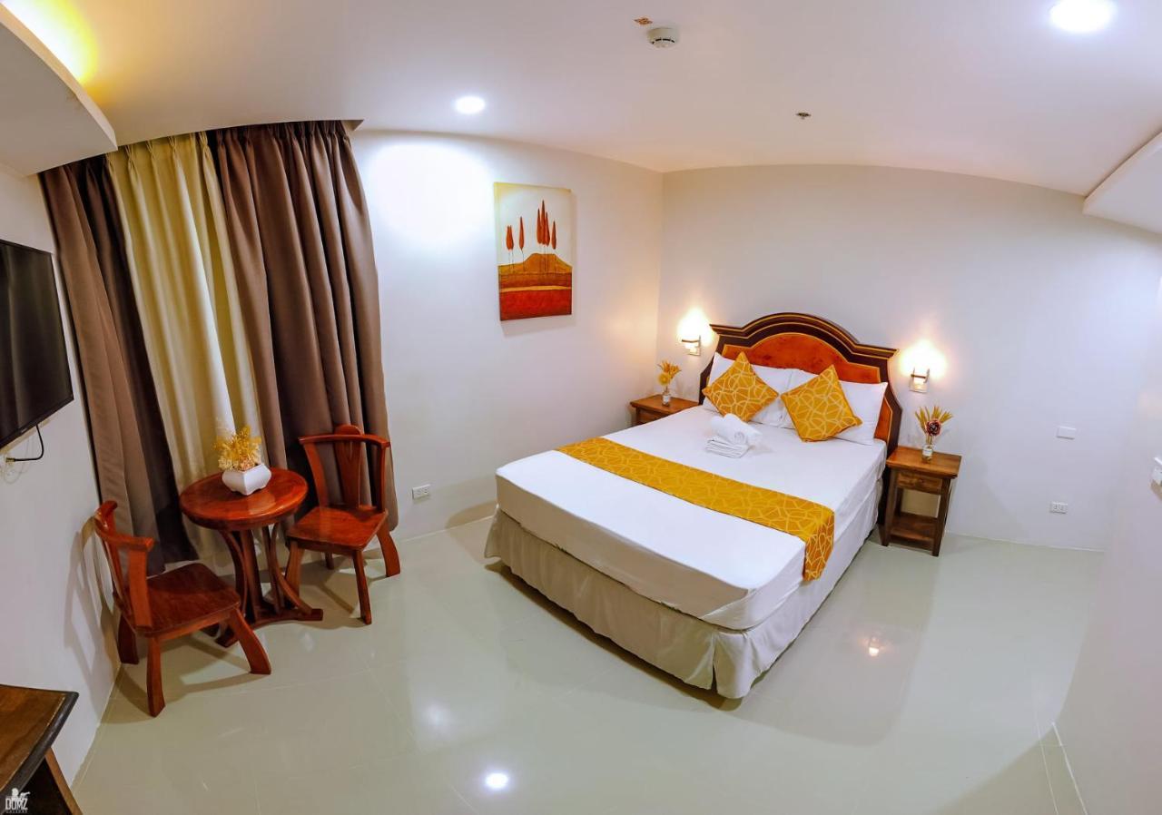 Dianna’s Inn Coron Bagian luar foto