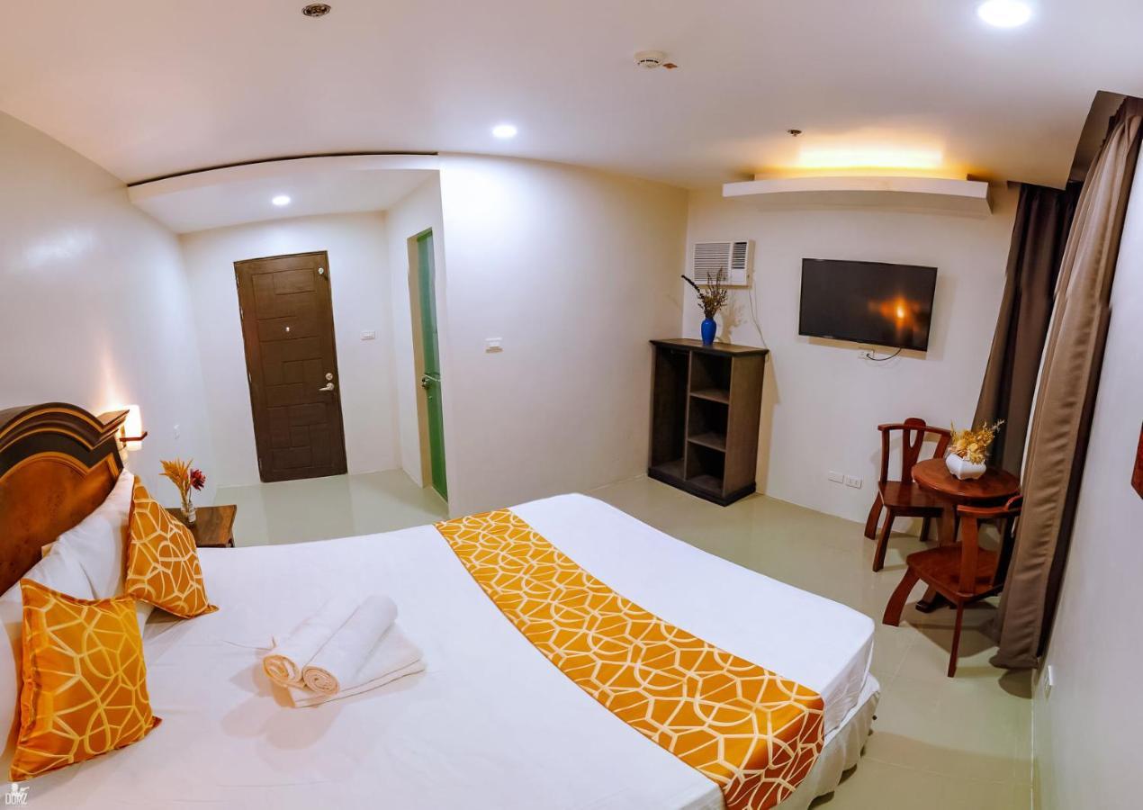 Dianna’s Inn Coron Bagian luar foto